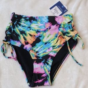 High waisted bikini